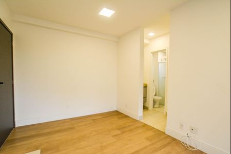 Sala de apartamento para alugar com 1 quarto, 42m² em Campestre, Santo André