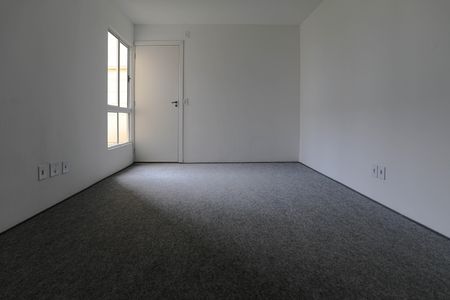 Sala de apartamento para alugar com 2 quartos, 46m² em Jardim Marica, Mogi das Cruzes
