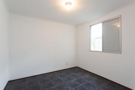 Quarto 2 de apartamento para alugar com 2 quartos, 52m² em Itaquera, São Paulo