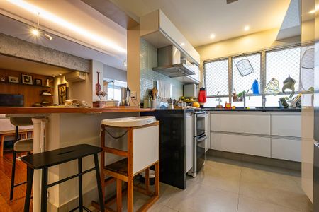 Sala/Cozinha de apartamento à venda com 3 quartos, 110m² em Pinheiros, São Paulo