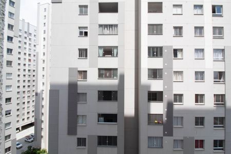 Vista do Quarto 1 de apartamento para alugar com 2 quartos, 39m² em Vila Flora, Guarulhos