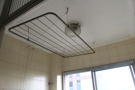 Apartamento à venda com 70m², 2 quartos e 1 vagaÁrea de Serviço