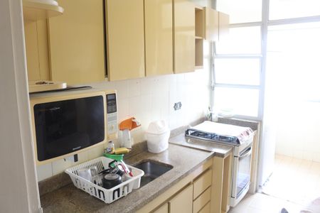 Apartamento à venda com 70m², 2 quartos e 1 vagaCozinha