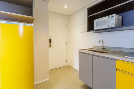 Cozinha de kitnet/studio para alugar com 1 quarto, 26m² em Vila Olímpia, São Paulo