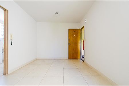 Apartamento à venda com 3 quartos, 57m² em Santa Efigênia, Belo Horizonte