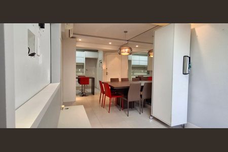 Sala de apartamento para alugar com 2 quartos, 72m² em Centro, Florianópolis