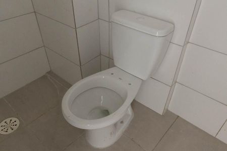 Banheiro de kitnet/studio para alugar com 1 quarto, 30m² em Higienópolis, São Paulo