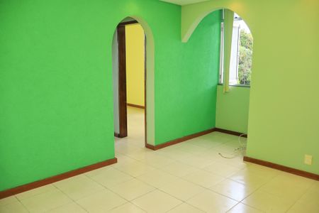 Sala de apartamento para alugar com 3 quartos, 55m² em Saboeiro, Salvador