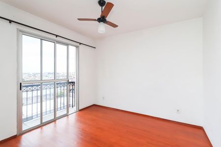 Sala de apartamento para alugar com 2 quartos, 56m² em Vila Carmosina, São Paulo