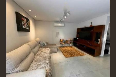 Casa à venda com 3 quartos, 217m² em Adalgisa, São Paulo