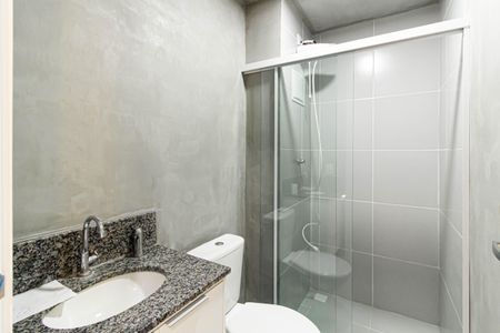 Banheiro de apartamento para alugar com 1 quarto, 25m² em Barra Funda, São Paulo