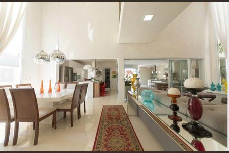 Casa de Condomínio à venda com 3 quartos, 277m² em Swiss Park, Campinas