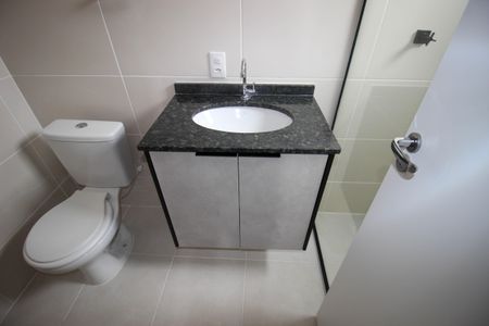 Apartamento para alugar com 64m², 2 quartos e 2 vagasBanheiro da Suíte