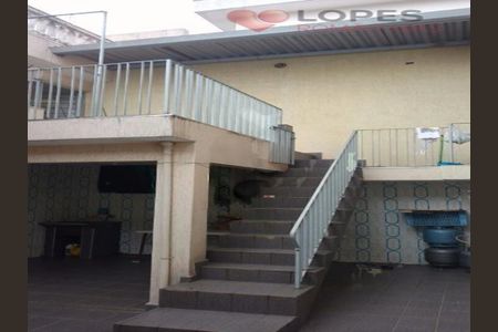 Casa à venda com 4 quartos, 180m² em Jardim Santo Elias, São Paulo