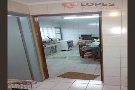 Casa à venda com 4 quartos, 180m² em Jardim Santo Elias, São Paulo