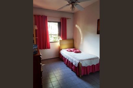 Casa à venda com 3 quartos, 132m² em Vila Cavaton, São Paulo