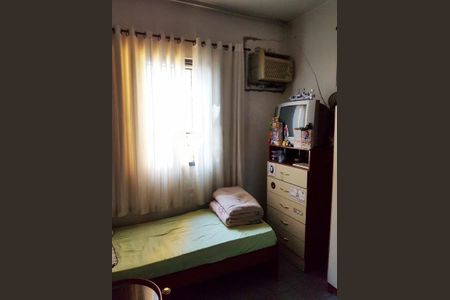 Casa à venda com 3 quartos, 132m² em Vila Cavaton, São Paulo