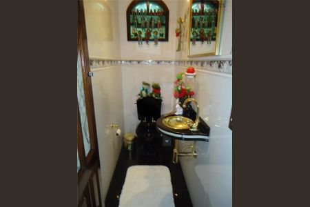 Casa à venda com 3 quartos, 180m² em Vila Mangalot, São Paulo