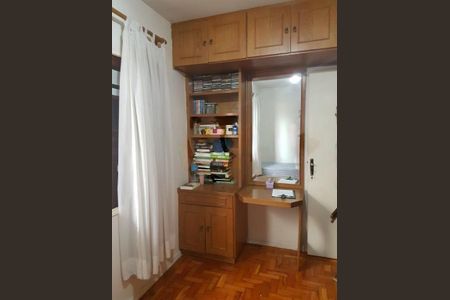 Casa à venda com 3 quartos, 169m² em Moinho Velho, São Paulo