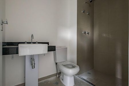Banheiro de kitnet/studio à venda com 1 quarto, 24m² em Pompeia, São Paulo