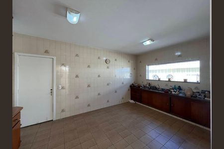 Casa à venda com 2 quartos, 181m² em Jardim Londrina, São Paulo