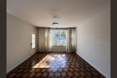 Casa à venda com 2 quartos, 181m² em Jardim Londrina, São Paulo