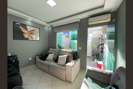 Casa à venda com 2 quartos, 72m² em Taquara, Rio de Janeiro