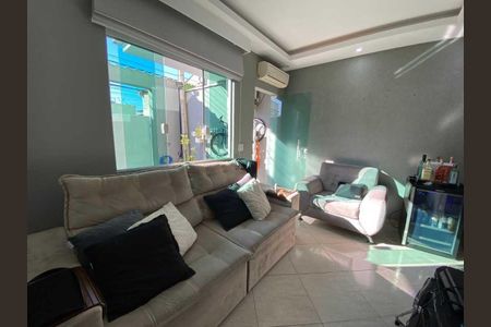 Casa à venda com 2 quartos, 72m² em Taquara, Rio de Janeiro