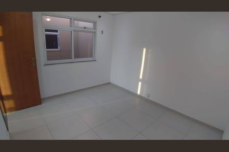 Casa à venda com 3 quartos, 120m² em Tanque, Rio de Janeiro