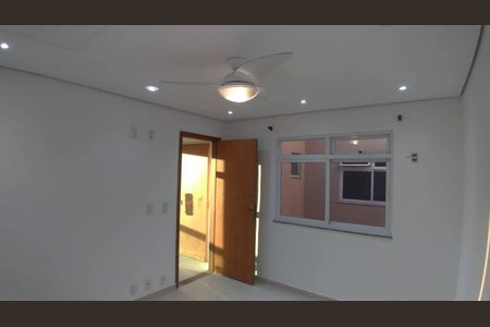 Casa à venda com 3 quartos, 120m² em Tanque, Rio de Janeiro