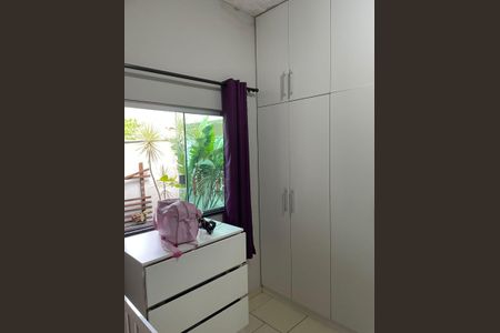 Quarto de casa para alugar com 3 quartos, 155m² em Pedra Azul, Contagem