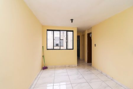 Sala de apartamento para alugar com 2 quartos, 49m² em Conjunto Residencial José Bonifácio, São Paulo