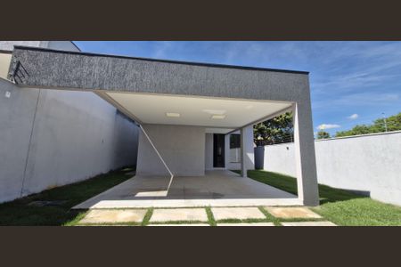 Casa à venda com 3 quartos, 500m² em Várzea, Lagoa Santa