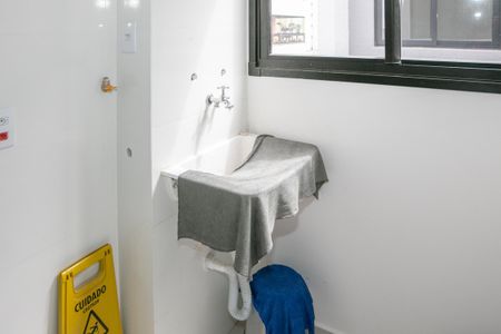 Apartamento à venda com 49m², 2 quartos e 1 vaga Apartamento à venda com 49m², 2 quartos e 1 vagaCozinha e Área de Serviço