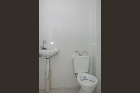 Apartamento à venda com 49m², 2 quartos e 1 vaga Apartamento à venda com 49m², 2 quartos e 1 vagaBanheiro