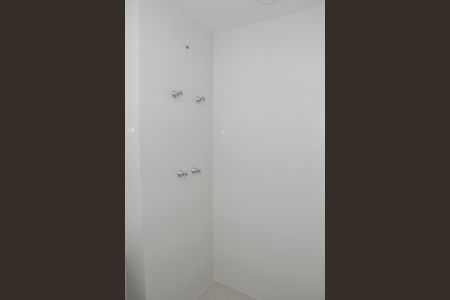 Apartamento à venda com 49m², 2 quartos e 1 vaga Apartamento à venda com 49m², 2 quartos e 1 vagaBanheiro