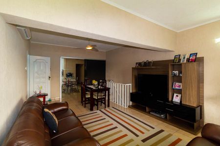 Sala de casa à venda com 3 quartos, 120m² em Vila Ema, São Paulo