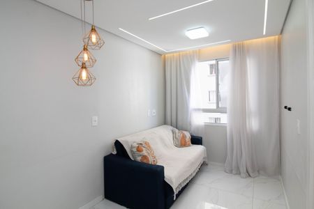 Sala de apartamento para alugar com 2 quartos, 37m² em Vila das Bandeiras, Guarulhos