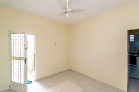 Sala de apartamento à venda com 2 quartos, 60m² em Vila Kosmos, Rio de Janeiro