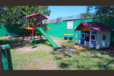 Apartamento para alugar com 75m², 2 quartos e 1 vaga Apartamento para alugar com 75m², 2 quartos e 1 vagaÁrea comum - Playground