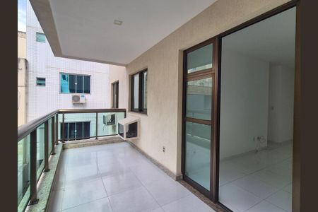 Apartamento para alugar com 80m², 3 quartos e 2 vagasVaranda 