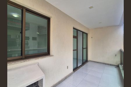 Apartamento para alugar com 80m², 3 quartos e 2 vagasVaranda 