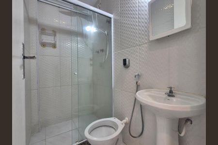 Apartamento para alugar com 80m², 3 quartos e 2 vagasBanheiro 
