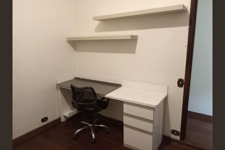 Casa à venda com 4 quartos, 280m² em Vila Pauliceia, São Paulo