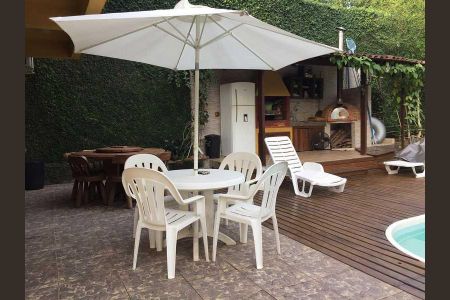 Casa à venda com 3 quartos, 306m² em Pechincha, Rio de Janeiro