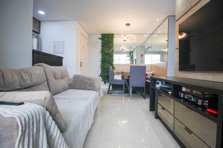 Sala de apartamento à venda com 2 quartos, 58m² em Jardim Henriqueta, Taboão da Serra
