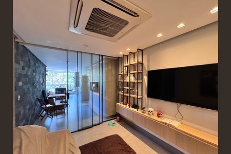 Sala de apartamento para alugar com 3 quartos, 101m² em Recreio dos Bandeirantes, Rio de Janeiro