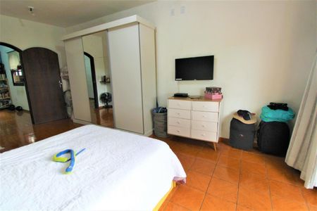 Casa à venda com 3 quartos, 125m² em Jardim Utinga, Santo André