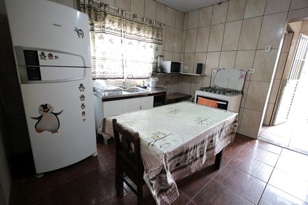 Cozinha de casa à venda com 3 quartos, 250m² em Jardim Moncoes, Santo André
