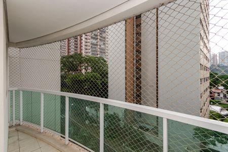 Varanda de apartamento para alugar com 1 quarto, 38m² em Santo Amaro, São Paulo